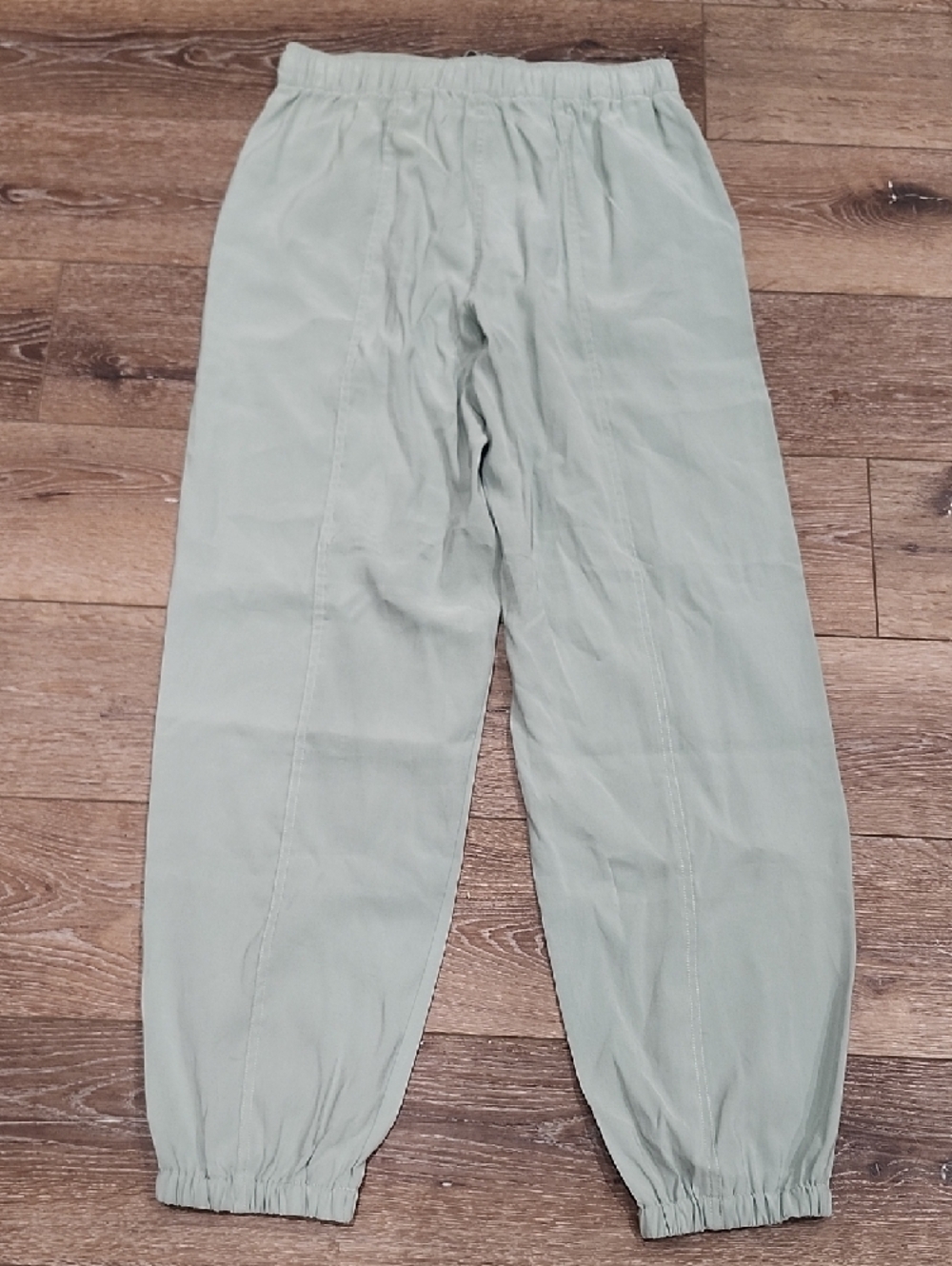 NWT Abercrombie & Fitch Sage Green Athleisure Light Beach Drawstring Joggers Med - Picture 7 of 9